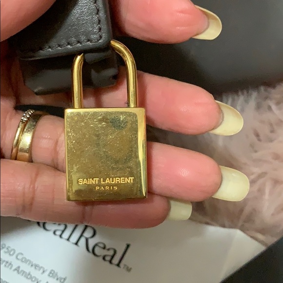 Authentic-YSL Yves Saint Laurent Sac De Jour - Picture 5 of 9